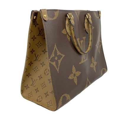 Louis Vuitton Tote Monogram Giant Reverse On The Go MM Brown 2-Way — view 2