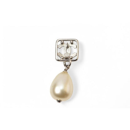 Chanel CC Motif Coco Mark Rhinestone Swing Pearl Silver White — view 3