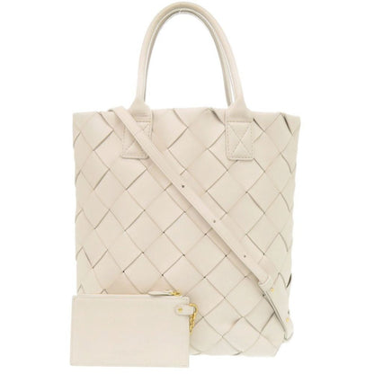 Bottega Veneta 2-Way Maxi Intrecciato Lambskin Ivory Tote White