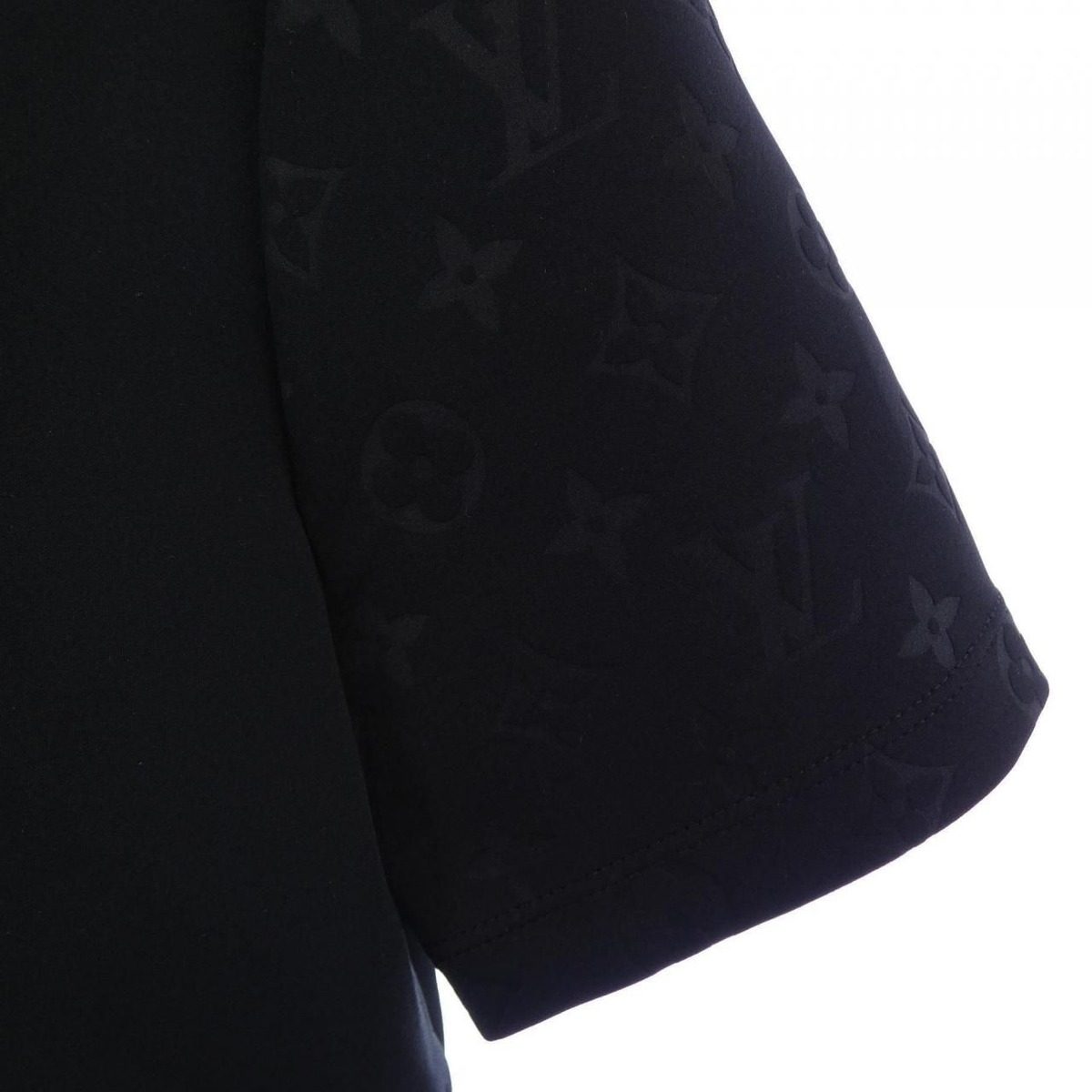Louis Vuitton Embossed Monogram Sleeve T-Shirt — view 7