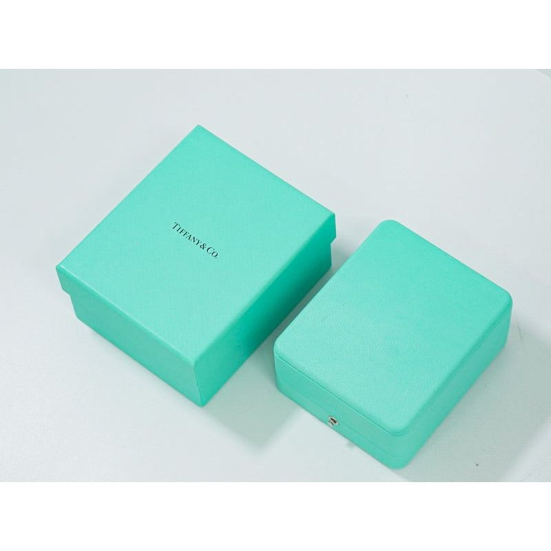 Tiffany & Co Open Vertical Bar AU 750 WG Necklace — view 9