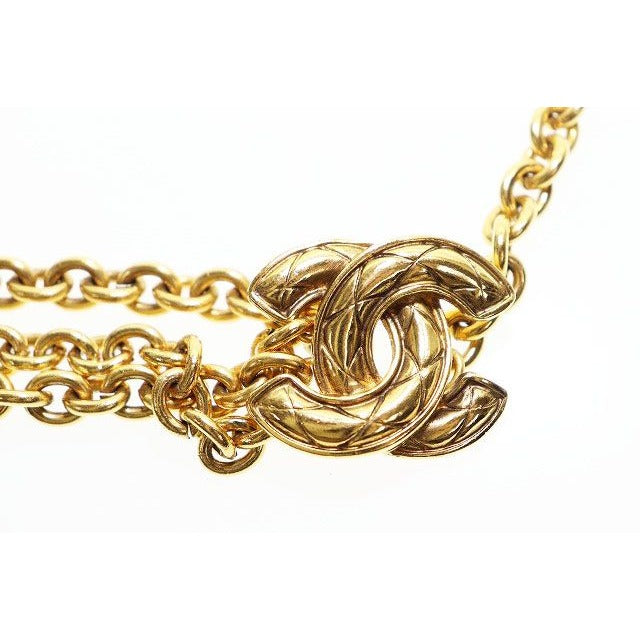Chanel CC Logo Quilted Chain Belt Vintage Gold — view 2