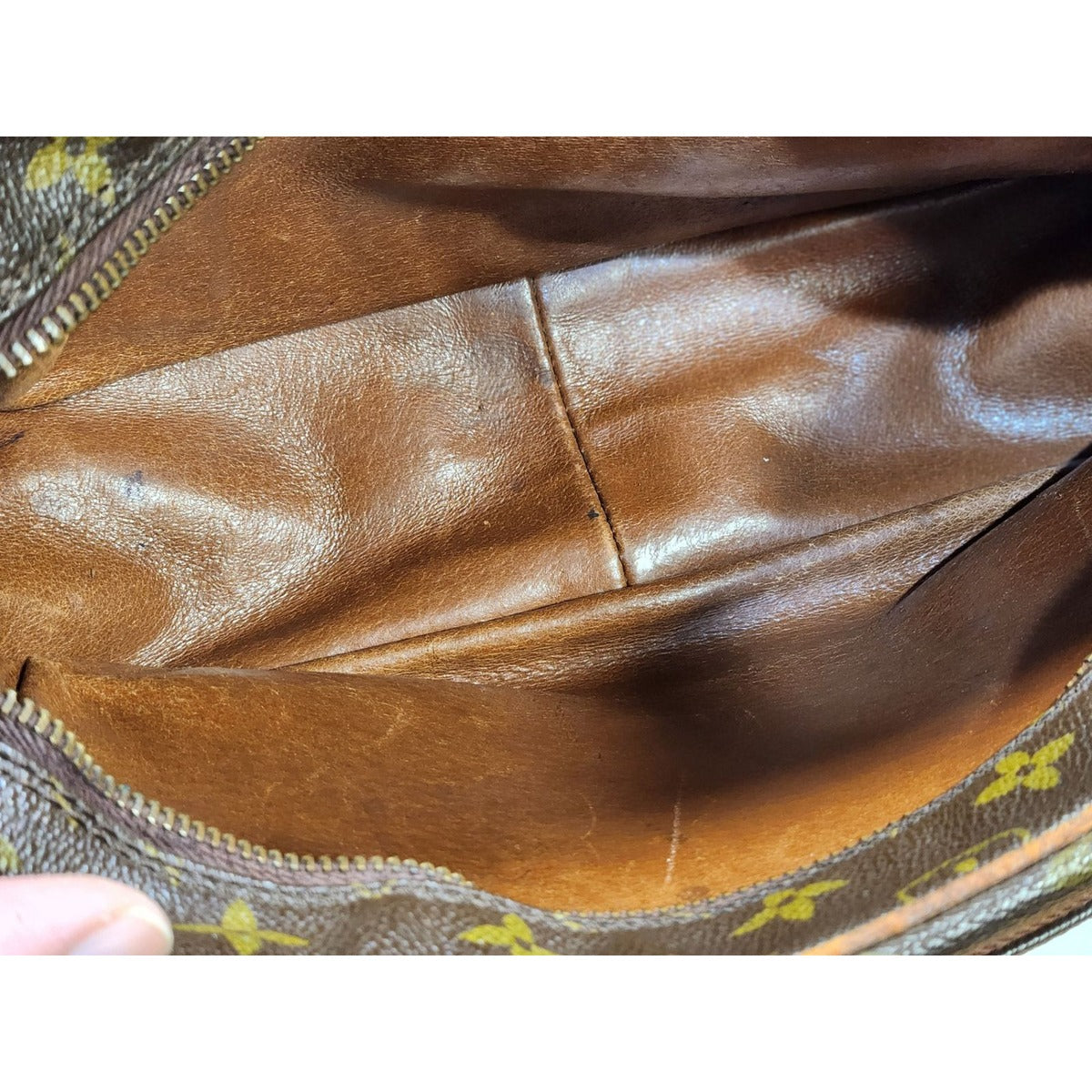 Louis Vuitton Migrateur Former — view 15