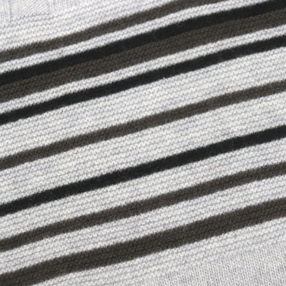 Hermes Workman Female Wool Cashmere Crew Neck Pullover Knit Sweater Gray — view 4