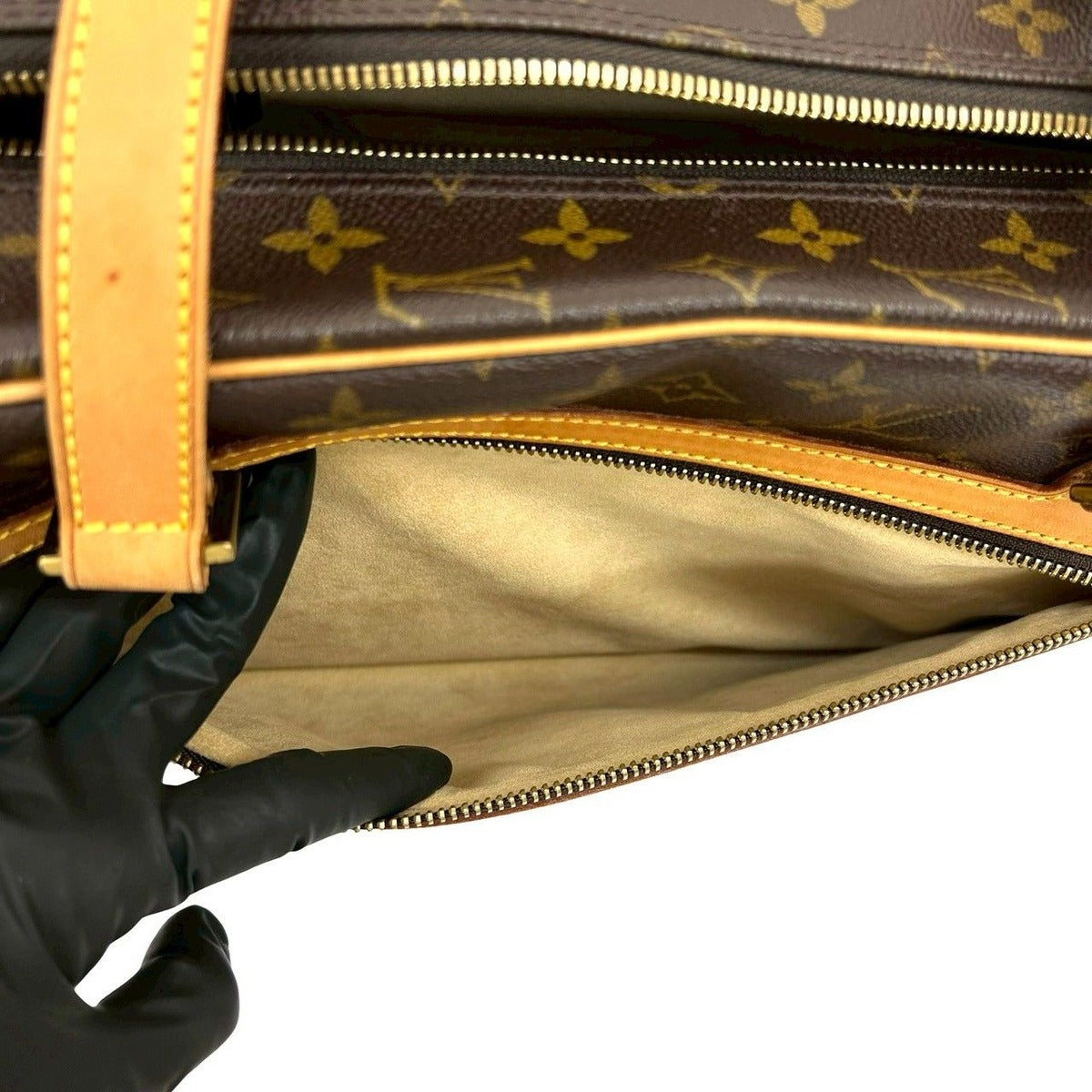 Louis Vuitton Vintage City GM Monogram Leather Tote Shoulder Bag Brown — view 10