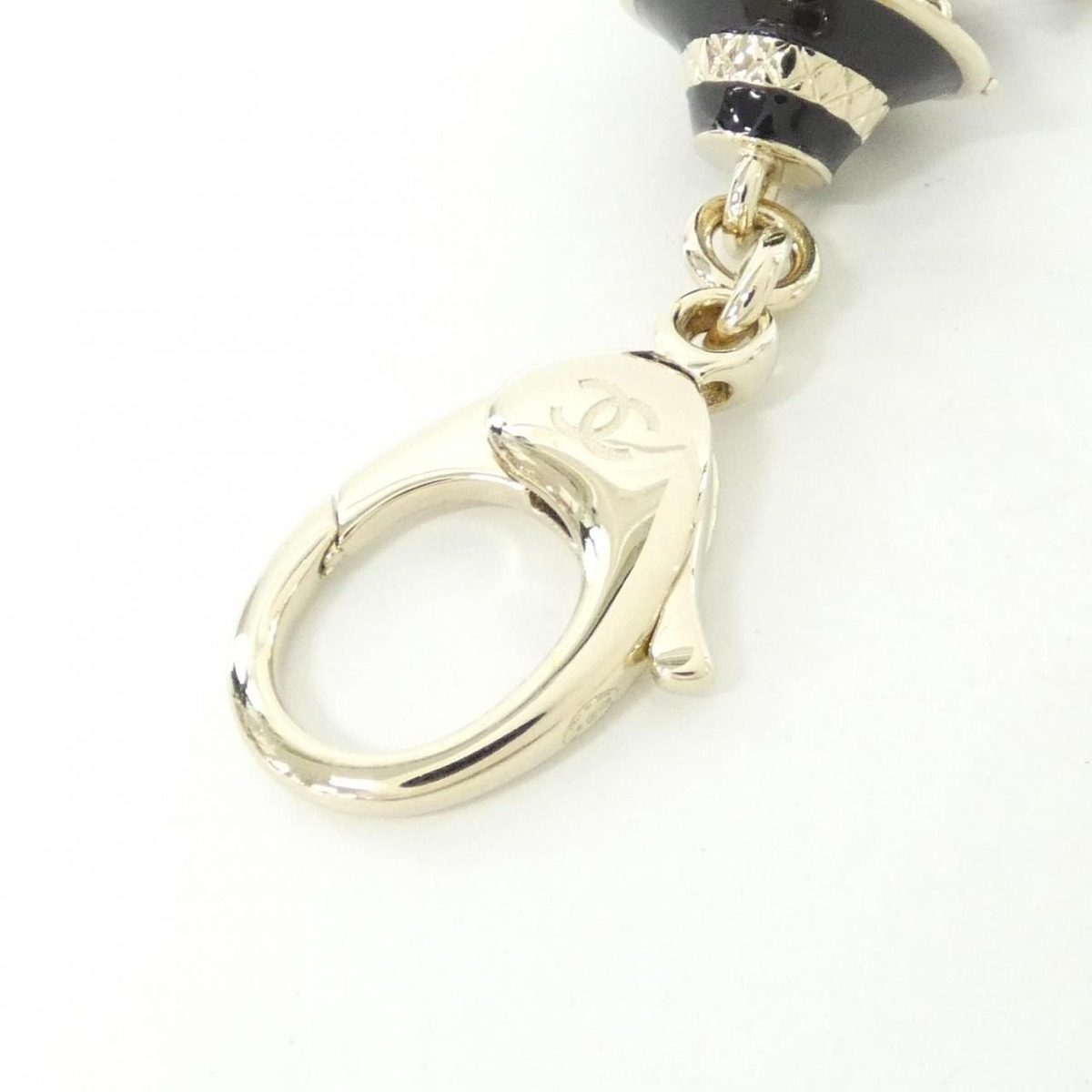 Chanel Key Holder Black — view 6