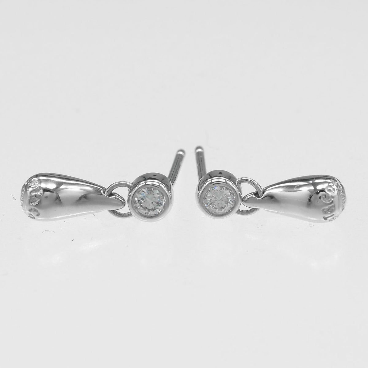 Tiffany & Co. Teardrop Diamond — view 7