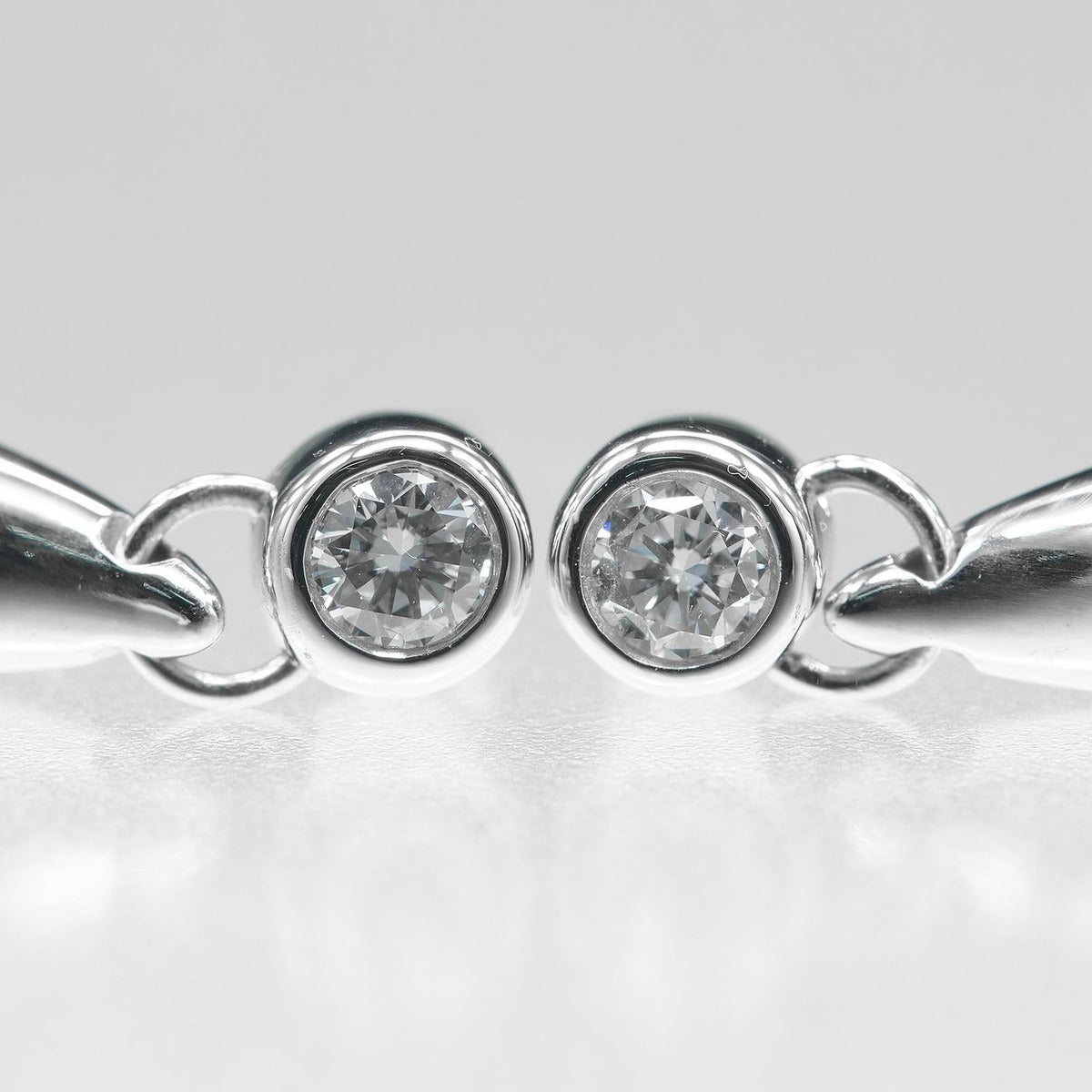 Tiffany & Co. Teardrop Diamond — view 8