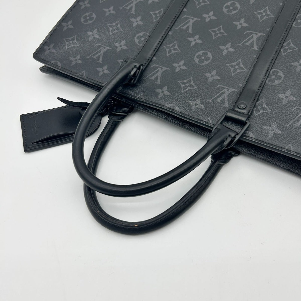 Louis Vuitton Monogram Eclipse Sac Plat Horizontal Zip Tote — view 13