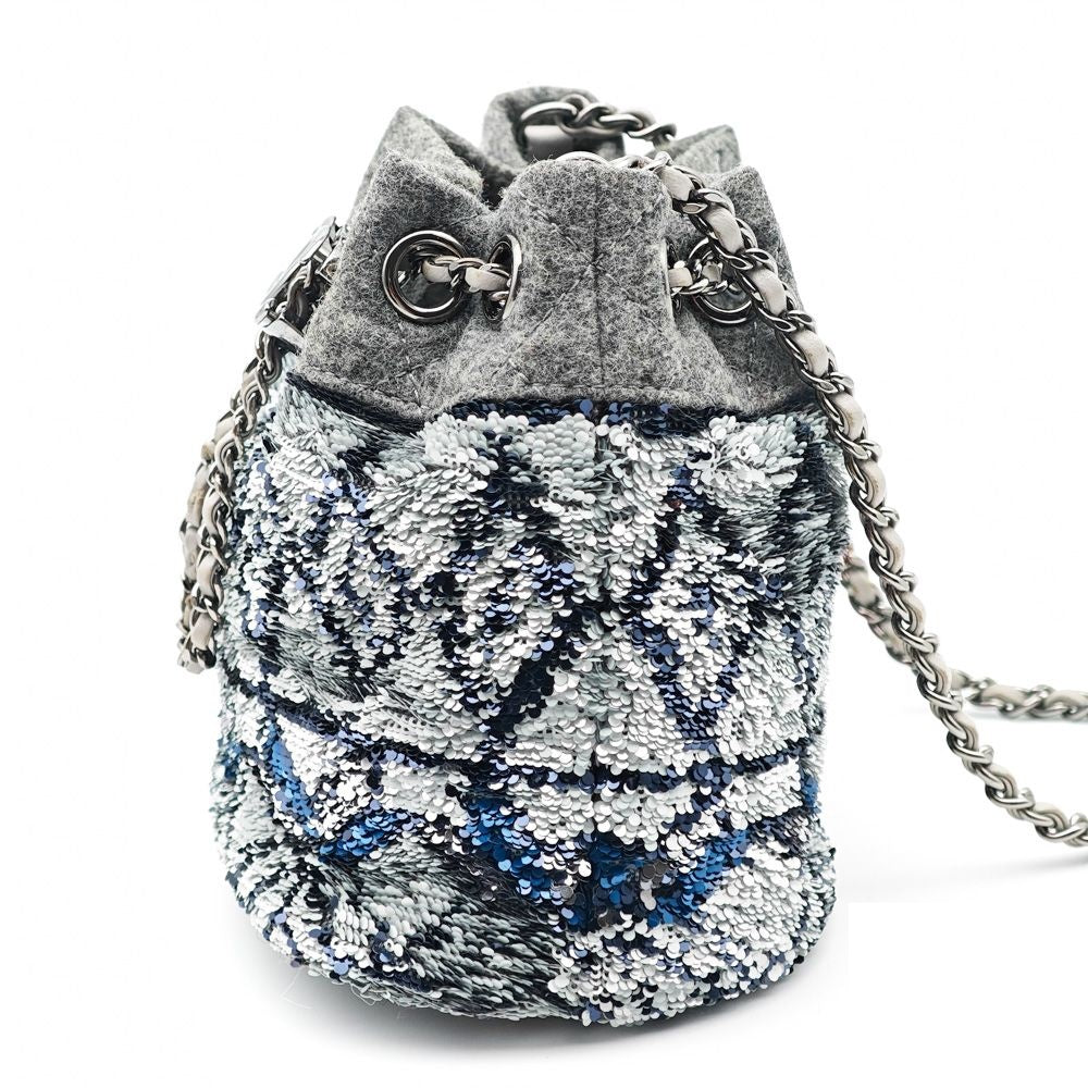Chanel Shoulder Bag Wool — view 4