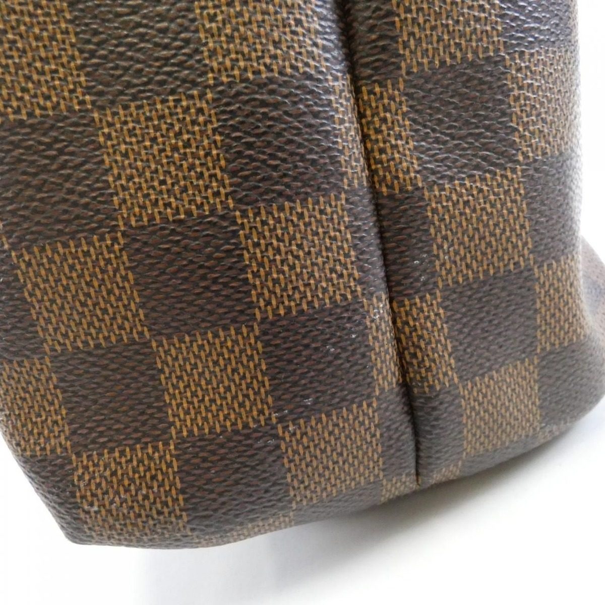Louis Vuitton Damier Bob le Bag — view 4
