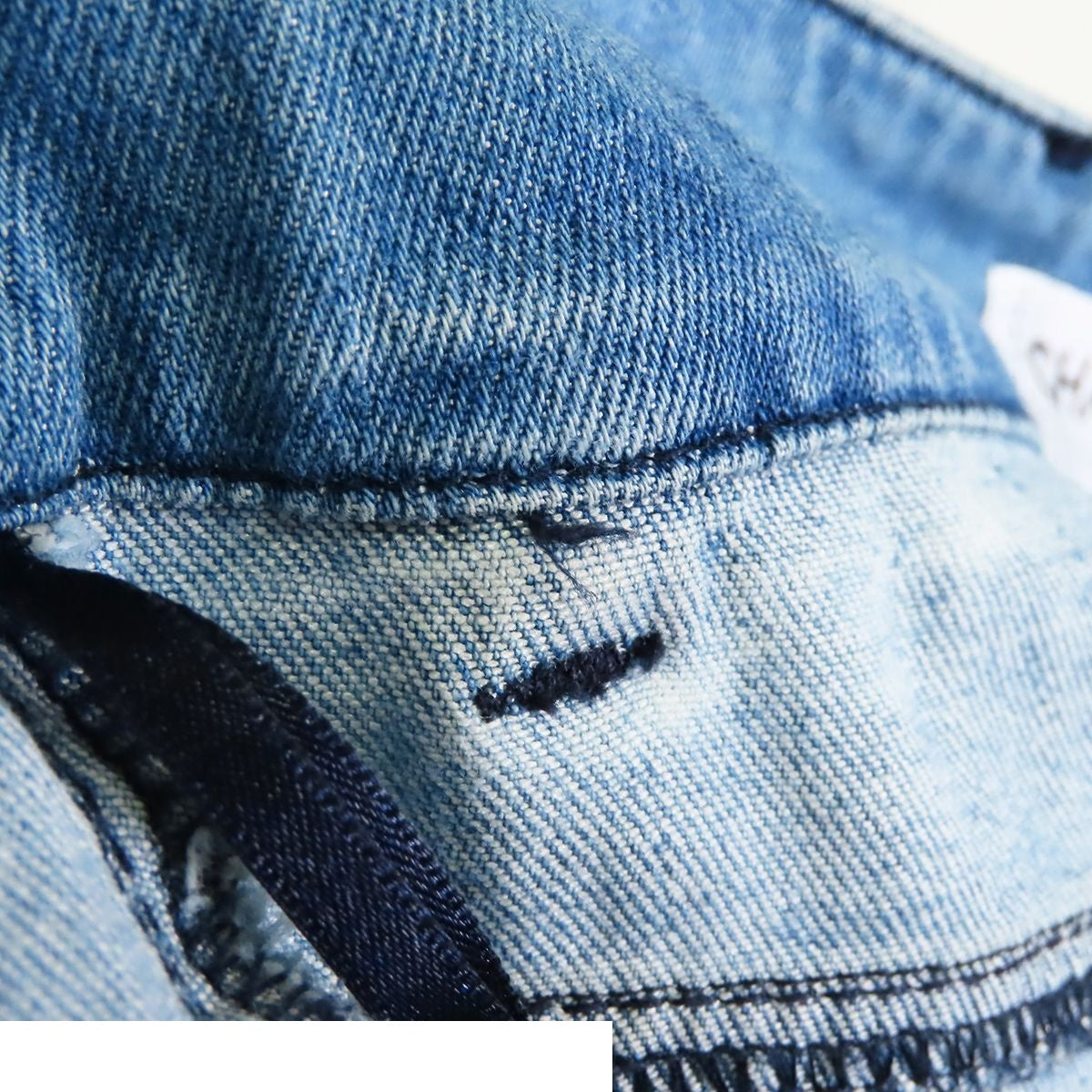 Chanel Mini Skirt Blue Gradation Denim Gripoix Button 34 — view 6