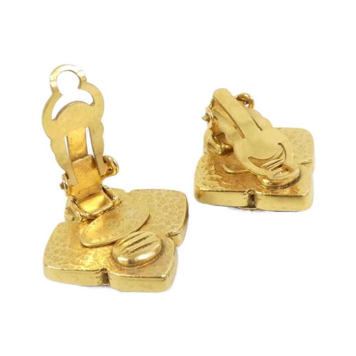 Chanel Vintage Earrings Gold — view 3