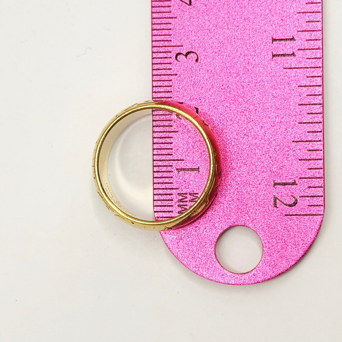 Louis Vuitton Signet Monogram Logo Gold Ring 10 — view 9