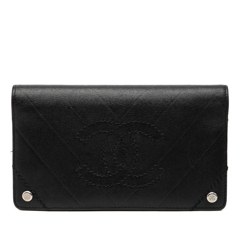 Chanel Stitch CC Logo Bifold Wallet Black Lambskin