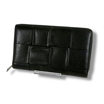 Bottega Veneta Maxi Intrecciato Leather Long Wallet Round Zip Zippy — view 11