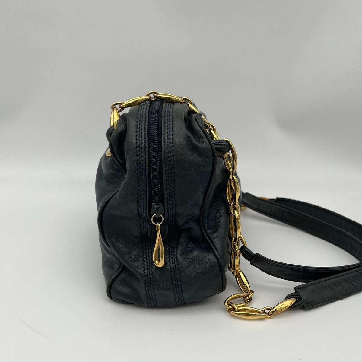 Loewe Shoulder Bag Black Anagram Embossed Nappa Leather Chain Vintage — view 3