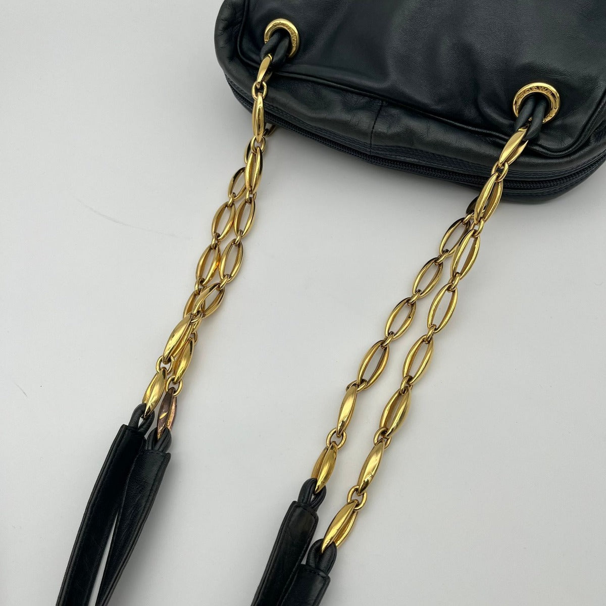 Loewe Shoulder Bag Black Anagram Embossed Nappa Leather Chain Vintage — view 5