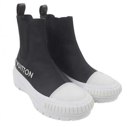 Louis Vuitton LV Squad Sneaker — view 3