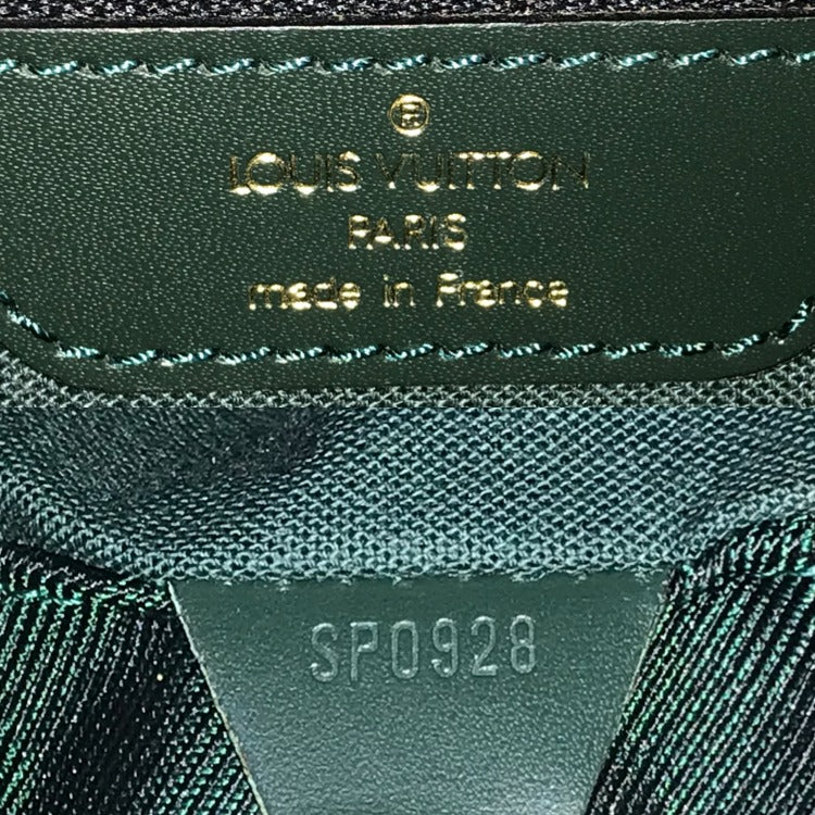 Louis Vuitton Taiga Cassia Backpack Price Negotiation Welcome — view 12