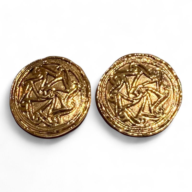 Chanel ⑤ Coco Mark Earring Ladies Gold FREE