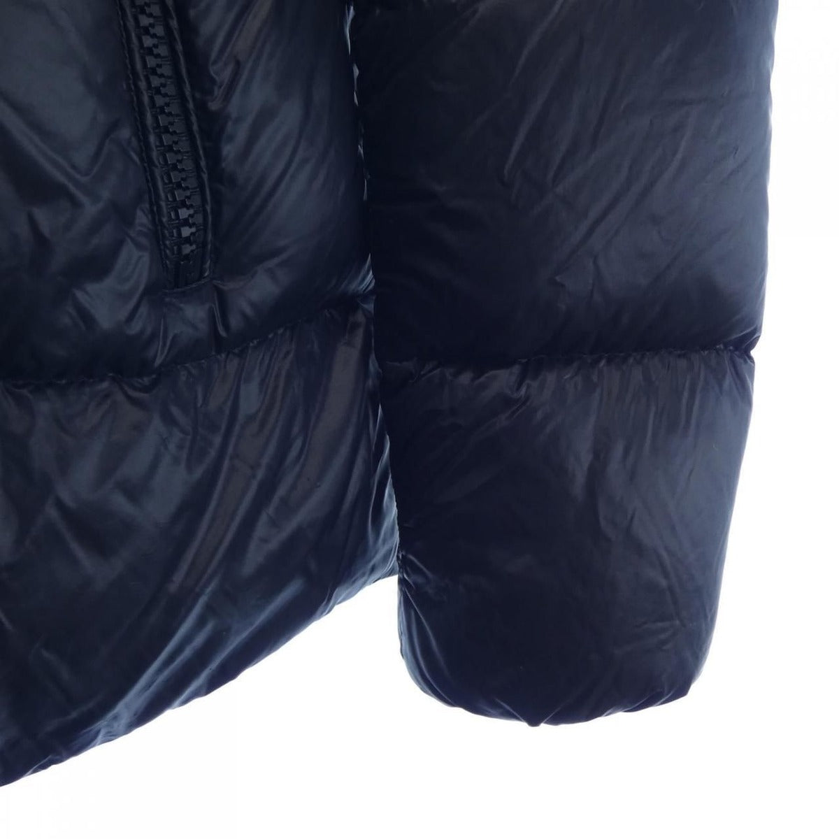 Moncler Seritte Down Jacket — view 7