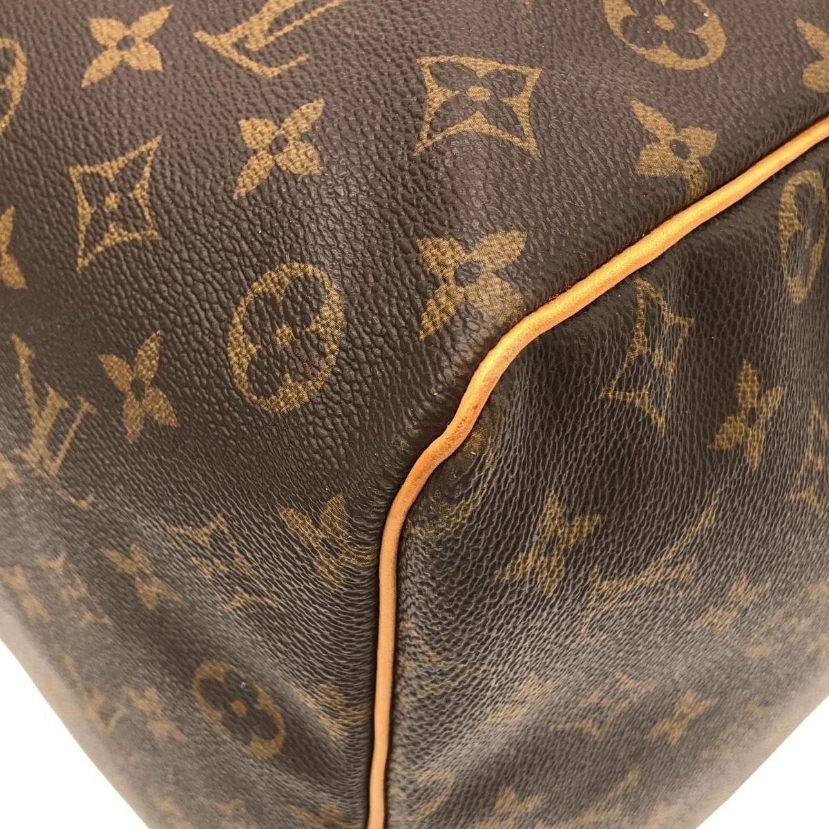 Louis Vuitton Monogram Keepall 60 cm Boston Bag — view 3