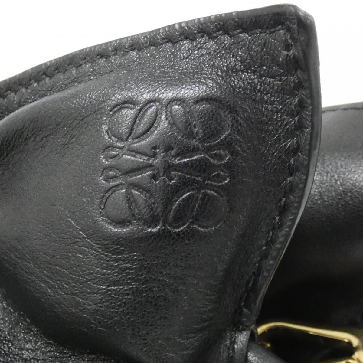 Loewe Puffer Flamenco Clutch A411 Fc1 X67 Bag — view 3