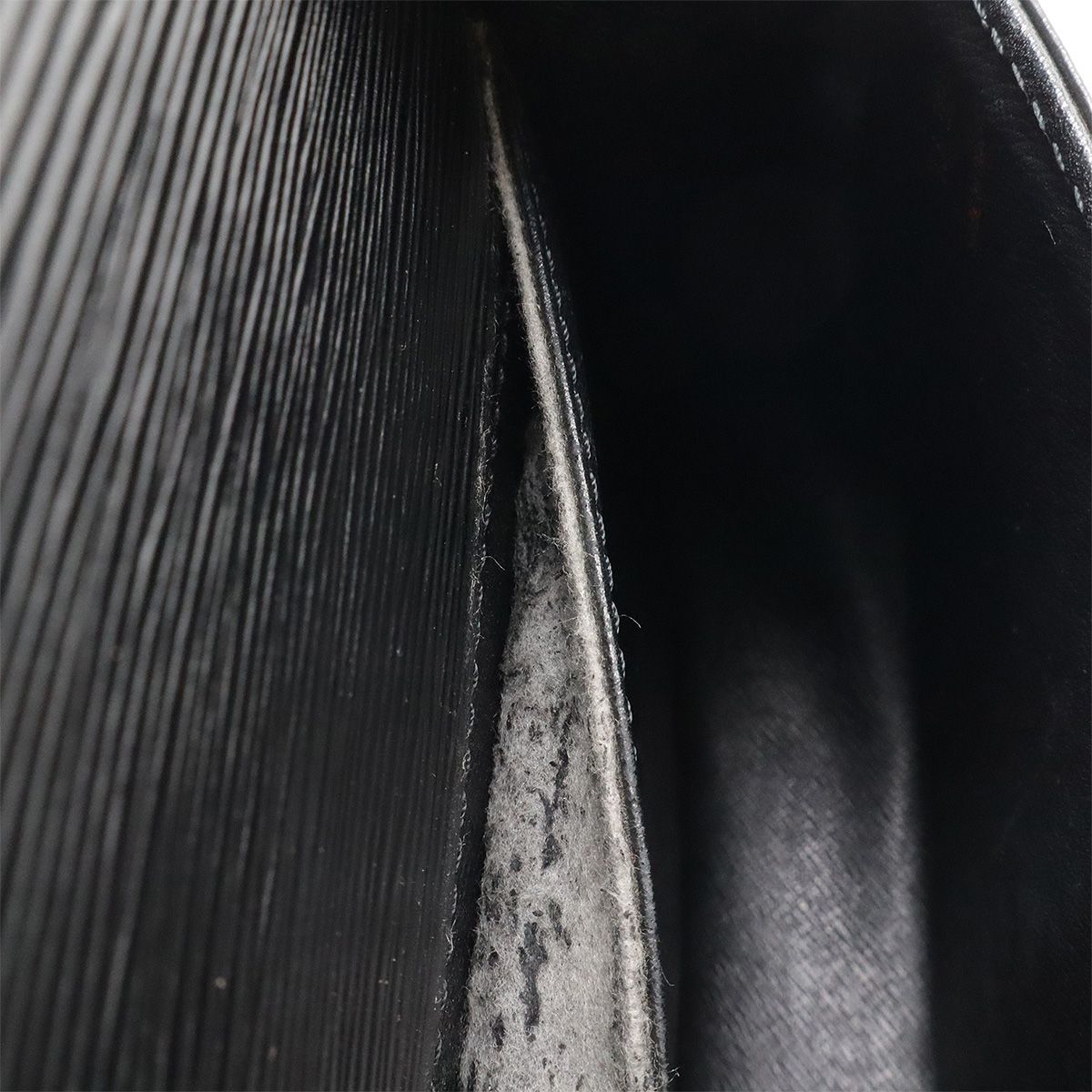 Louis Vuitton Epi Mini Saint-cloud Shoulder Bag Pochette Crossbody Leather Noir