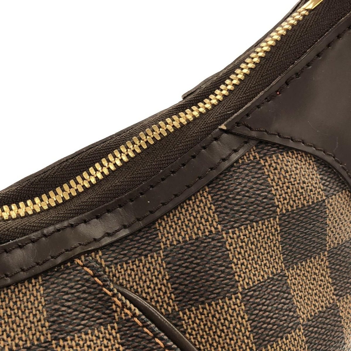 Louis Vuitton Damier Thames GM Shoulder Bag — view 6