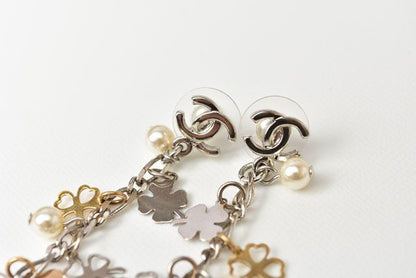 Earrings Chanel Clover Heart Motif Silver Gold