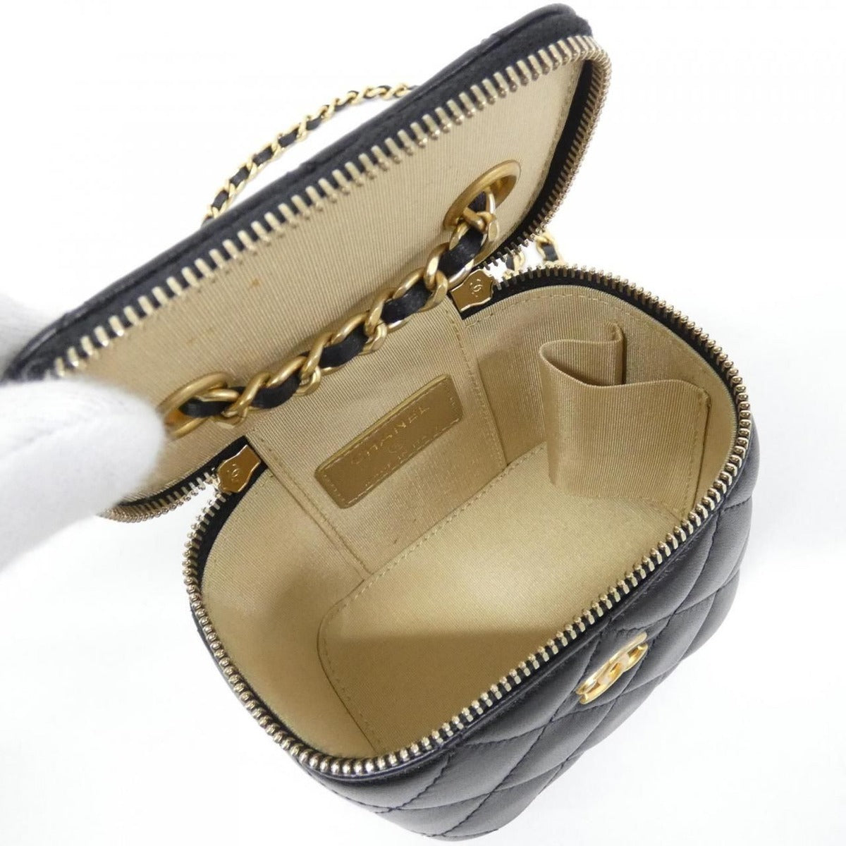 Chanel Shoulder Bag Black — view 8