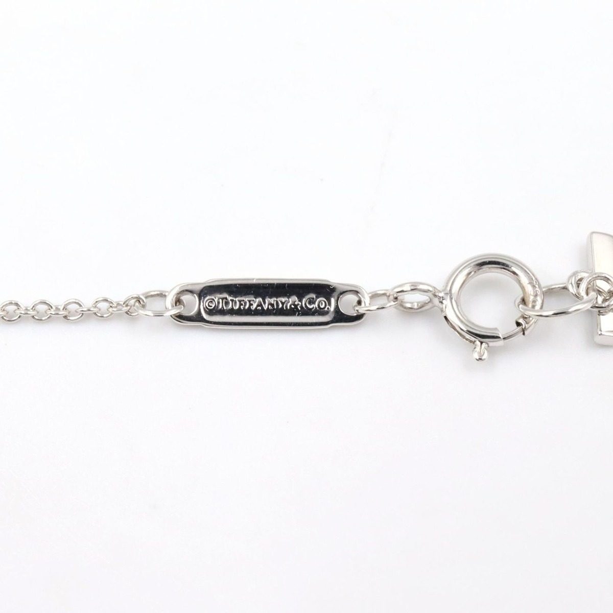 Tiffany & Co Necklace T-open Horizontal Diamond 40 18k White Gold — view 4