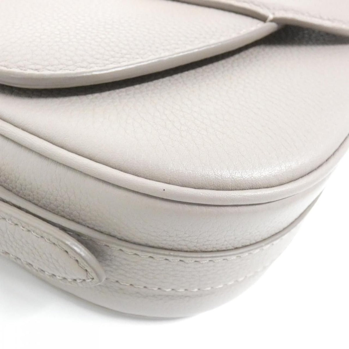 Louis Vuitton Pont Neuf Soft PM Shoulder Bag — view 4