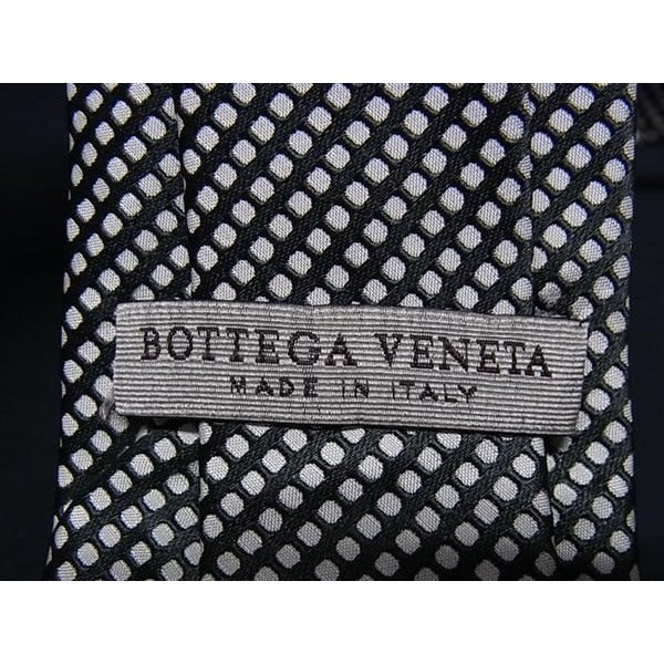 Bottega Veneta 100% Silk Dotted Polka Dot Business Tie Black Db2931 — view 3