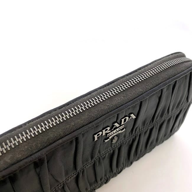 Prada Round Zipper Long Wallet Black 1 M0506