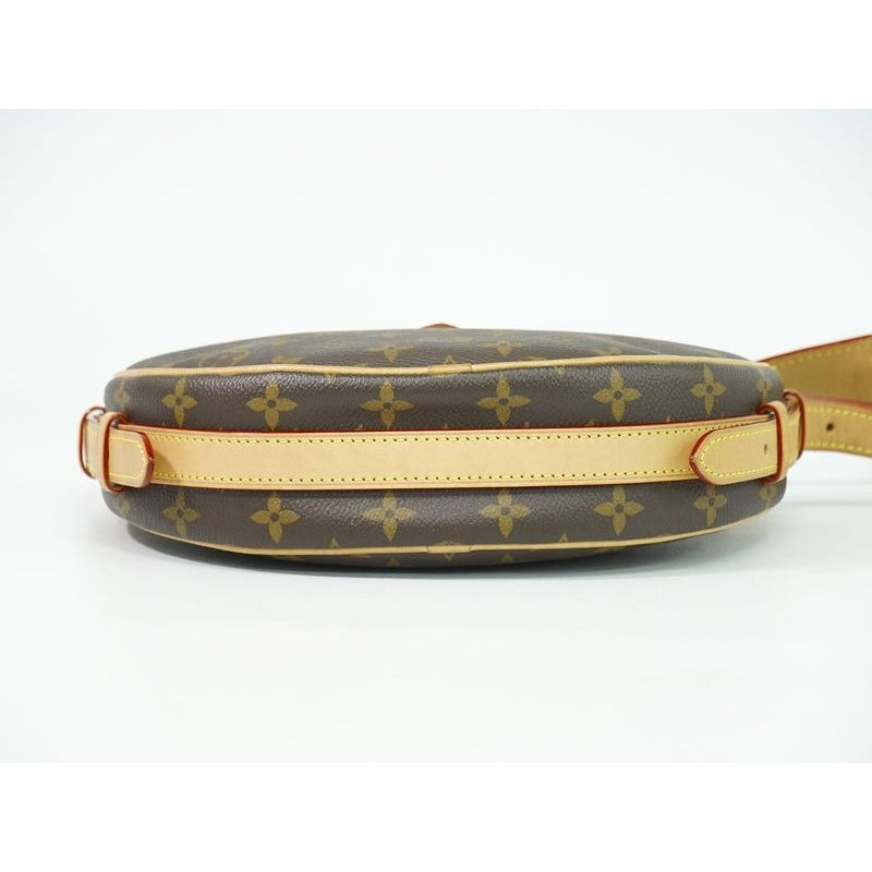 Louis Vuitton Croissant Monogram Shoulder Bag Pochette Brown — view 3