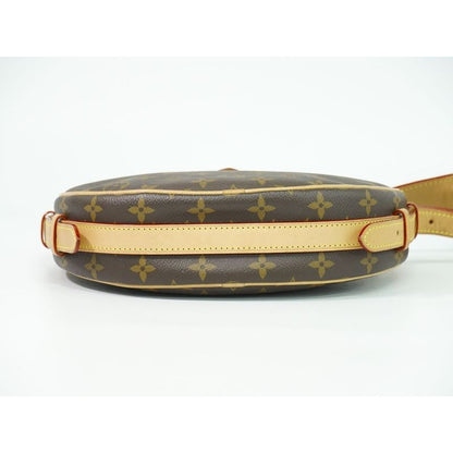 Louis Vuitton Croissant Monogram Shoulder Bag Pochette Brown — view 3
