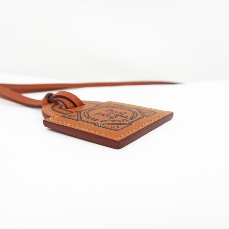 Hermes Necklace H Curiosity Cadena Z Engraved Leather Accessories -