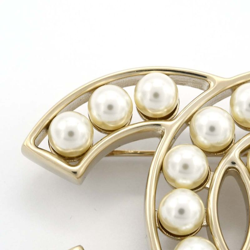 Chanel Brooch Coco Mark Faux Pearl A64978 30.7g Accessories With Box Yo1365