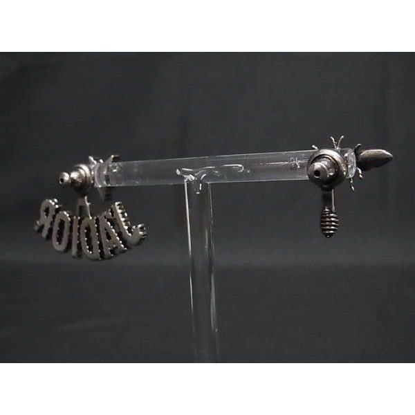 Dior Earrings Black Metal Line Stone Bee Star — view 2