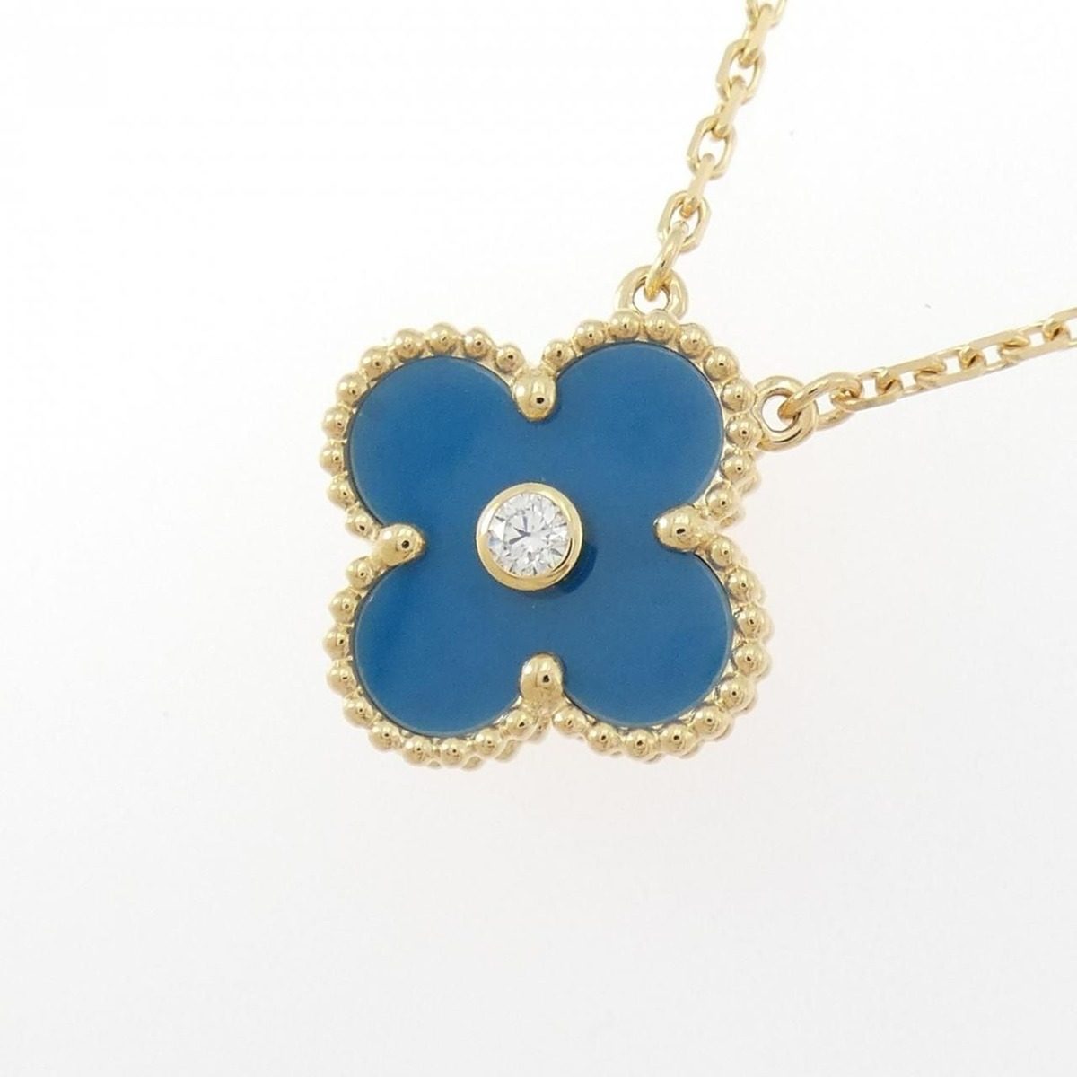 Van Cleef & Arpels Vintage Alhambra Holiday Limited Necklace — view 3