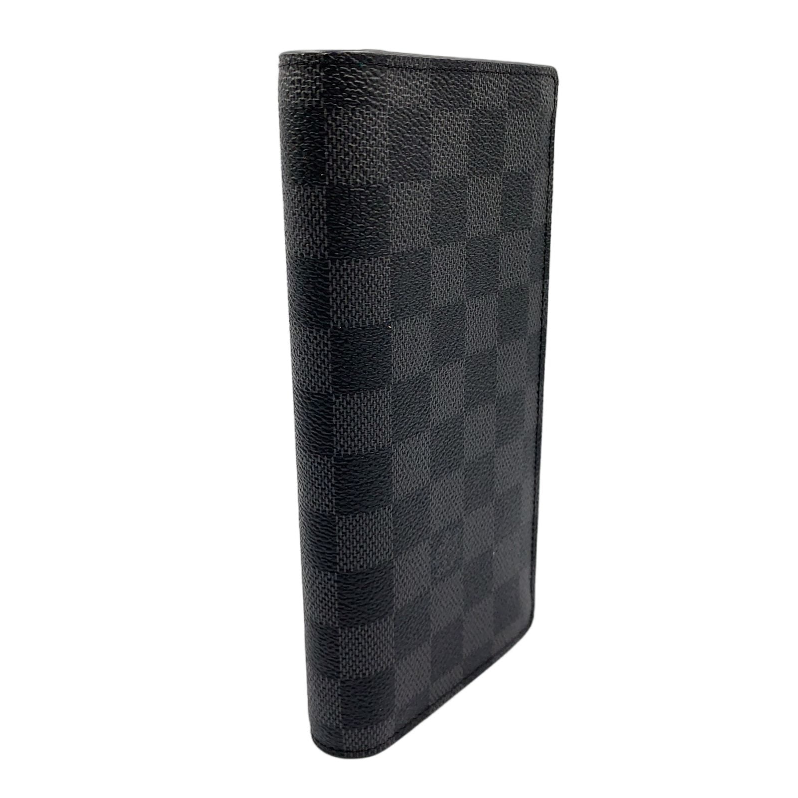 Louis Vuitton Portefeuille Brazza Taiga Initial Leather Black Bifold Wallet — view 2