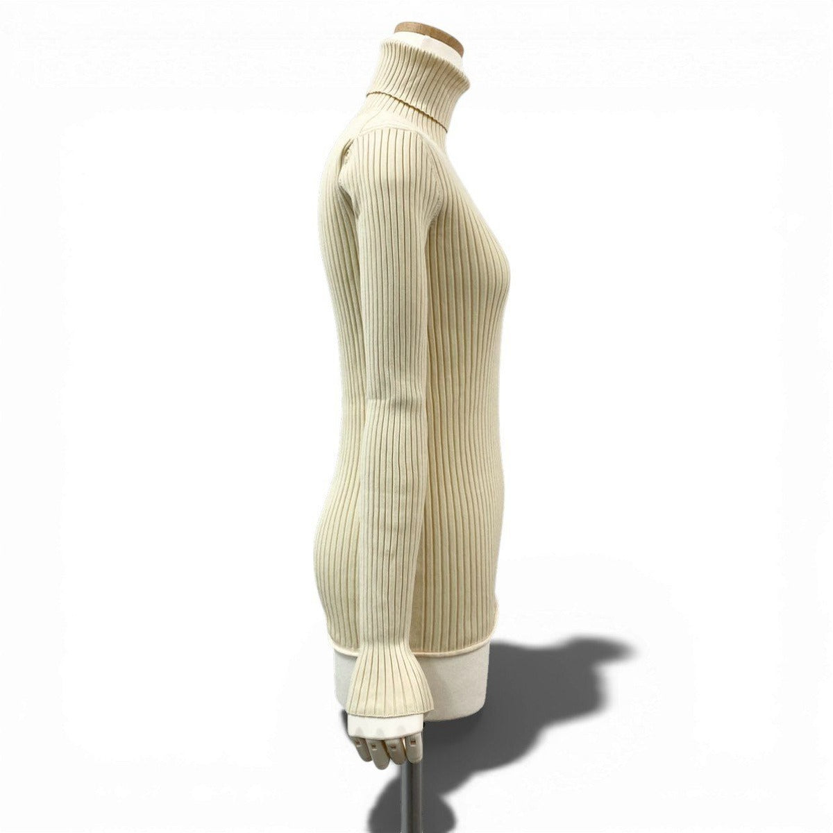 Louis Vuitton One Point Logo Tight Rib Knit Long Sleeve M Ivory — view 2