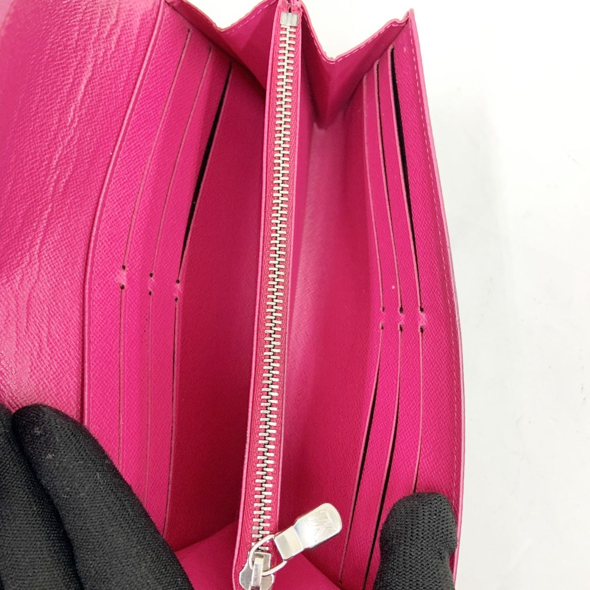 Louis Vuitton Epi Portefeuille Sara Bifold Long Wallet M64322 Black X Pink