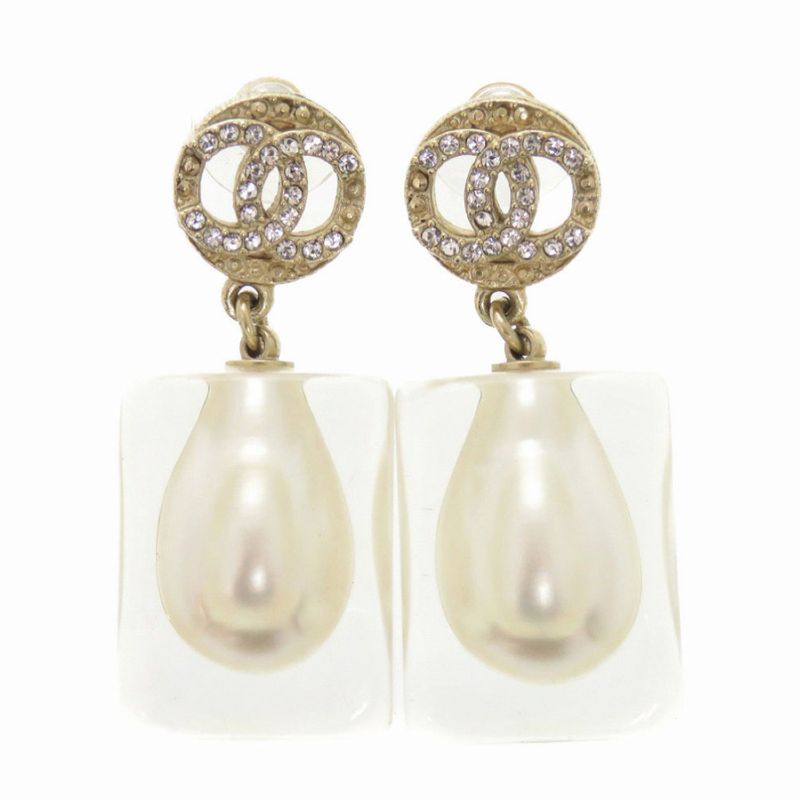 Chanel Coco Mark Faux Pearl Plastic Stone Gold Earrings 0563 Chanel