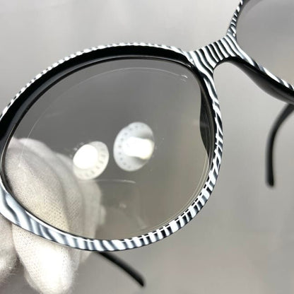 Christian Dior Sunglasses In Black White Gray