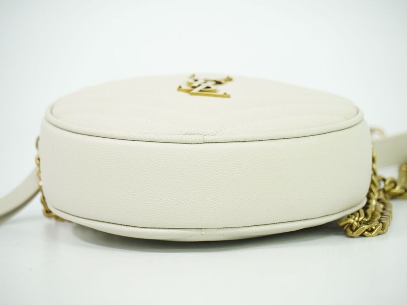 Authentic Saint Laurent Vinyle Chain Shoulder Bag Pochette Leather White 610436