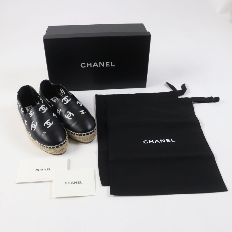 CHANEL 22S G38628 Coco Mark Pattern Espadrilles / Slip-on / Leather Shoes