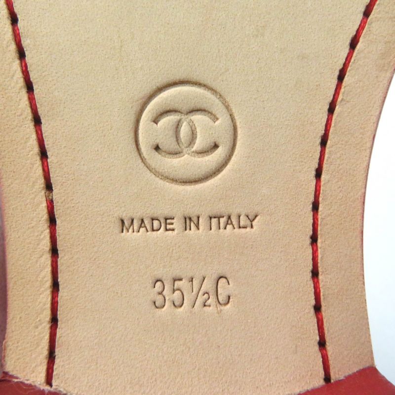 CHANEL G30708 Round Toe Patent Leather Loafers With Coco Mark Hardware Red